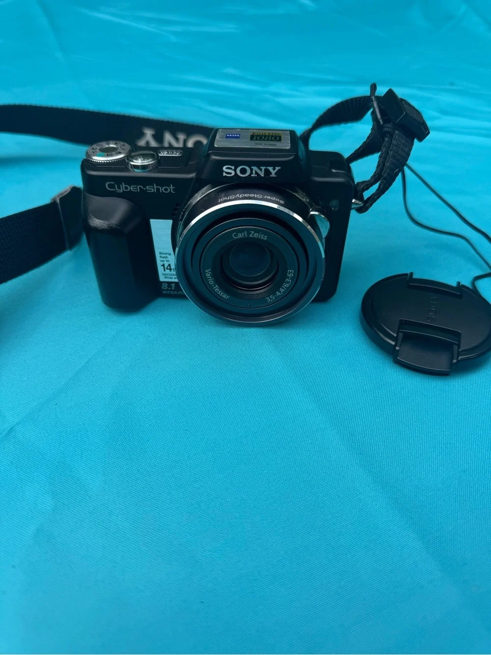 Sony DSC-H3 Digital Camera - Black with Strap
